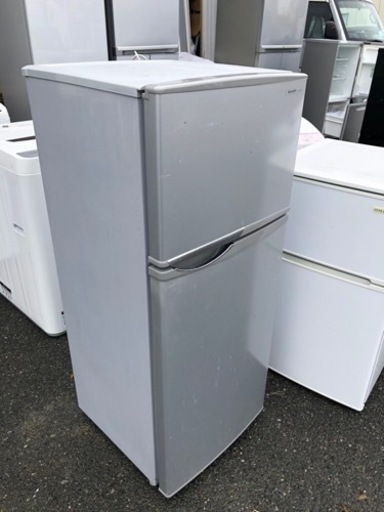 福岡市内配送無料　シャープ SHARP SJ-H12W-S [直冷式冷蔵庫 （118L・右開き） 2ドア シルバー系]