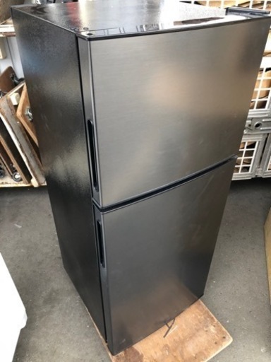 福岡市内配送設置無料　2019年式　冷蔵庫 118L 一人暮らし 2ドア マクスゼン コンパクト 小型 ガンメタリック MAXZEN JR118ML01GM