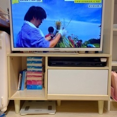 テレビ台　