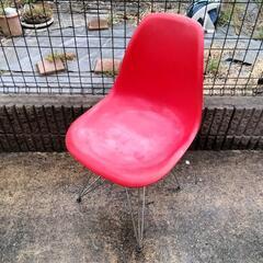 Eames　リプロダクト　レッド　USED