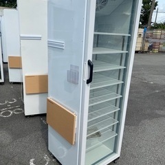 中古冷蔵ショーケースになります。