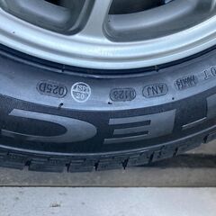 23年製スタッドレスタイヤ+アルミホイール4本セット　実走行300㎞以下