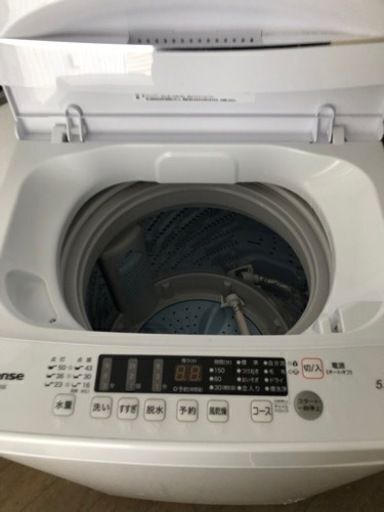 福岡市内配送設置無料　2022年式　ハイセンス 全自動 洗濯機 5.5kg ホワイト HW-K55E 最短10分洗濯 真下排水 予約機能 スリム 風乾燥 強力洗浄 一人暮らし 二人分のお洗濯