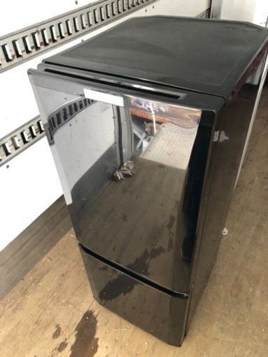 福岡市内配送設置無料　2018年式　三菱電機 MITSUBISHI ELECTRIC MR-P15D-B [冷蔵庫 （146L・右開き） 2ドア サファイアブラック