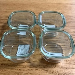 【新品未使用】iwaki イワキ 耐熱ガラス 保存容器 グリーン...