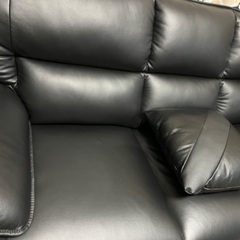 🔴画像みて即決の方１2万円🔴美品です✨✨レザー仕様赤４人掛け、黒３人掛けガラステーブルソファセット