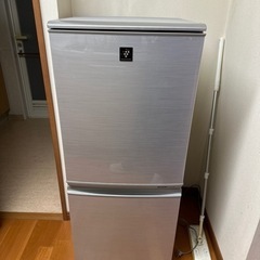 SHARP ノンフロン冷凍冷蔵庫　SJ-PD14W-S