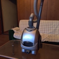 【美品】東芝　掃除機　電気掃除機