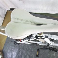 Ｄ276　★17800円★整備済み スポーツ中古自転車 【ロードバイク　白　グランデュ―ル　46ｃｍ】