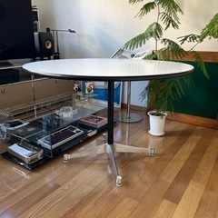 Eames イームズ　コントラクトベース テーブル