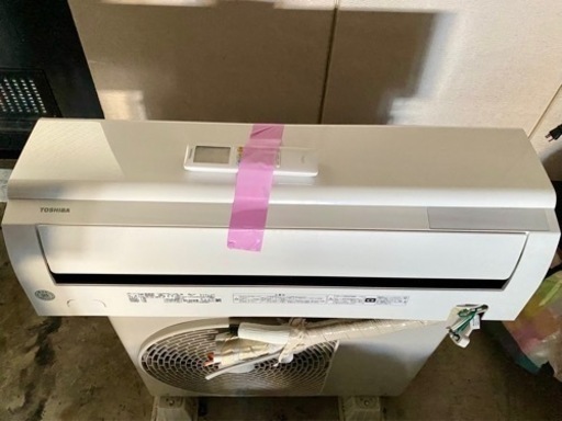 話題の【譲り先決定済】TOSHIBAエアコン 6畳タイプを手に入れる