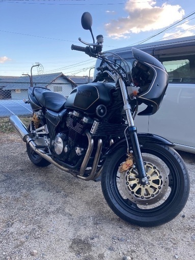 ヤマハ　YAMAHA XJR1200