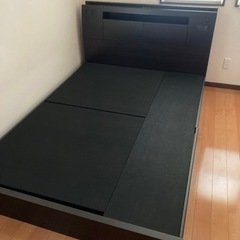 収納、コンセント付きダブルベッド＆マットレス