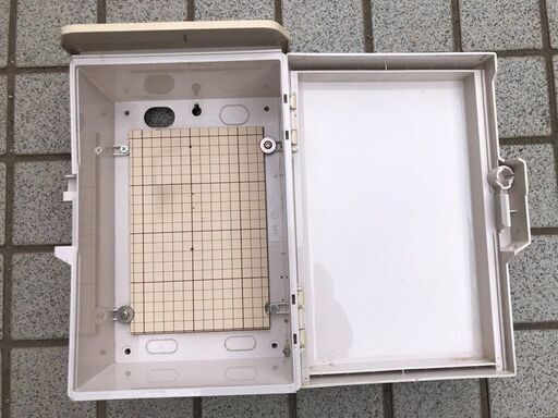 商談中！プラボックス防水型　たて寸法300mmほど