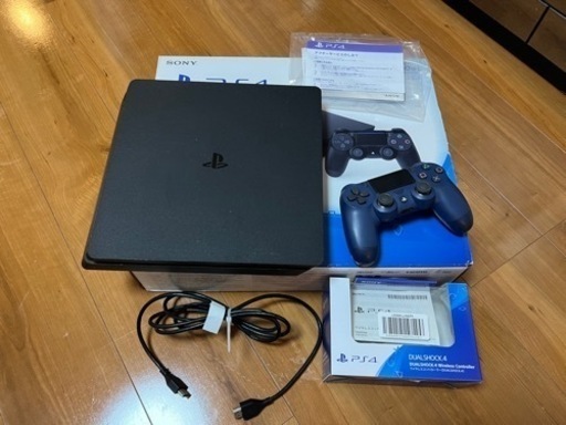 相談中　PS4 ジェットブラック　500GB コントローラー付き　箱　説明書付き
