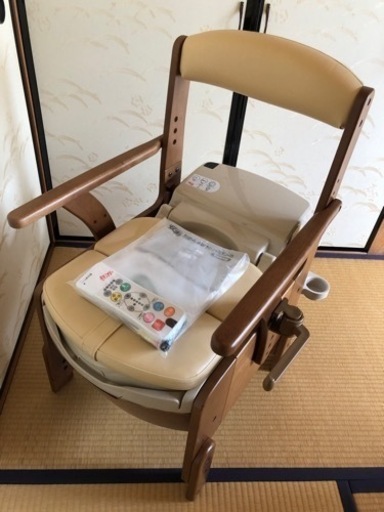 美品】安寿 ポータブルトイレ 温水シャワー付き - その他
