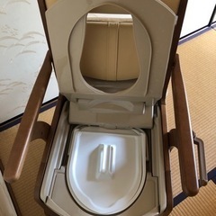美品】安寿 ポータブルトイレ 温水シャワー付き