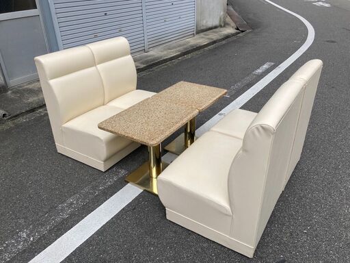 ☆中古￥22,000！4人掛けソファセット　家具　ラウンジ　バー　クラブ　スナック　ベージュ　【BA177】