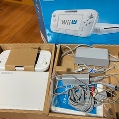 WiiU 本体とコントローラーのセット　動作品　1785ー03ー1