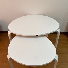 IKEAの大小重なるテーブルです！