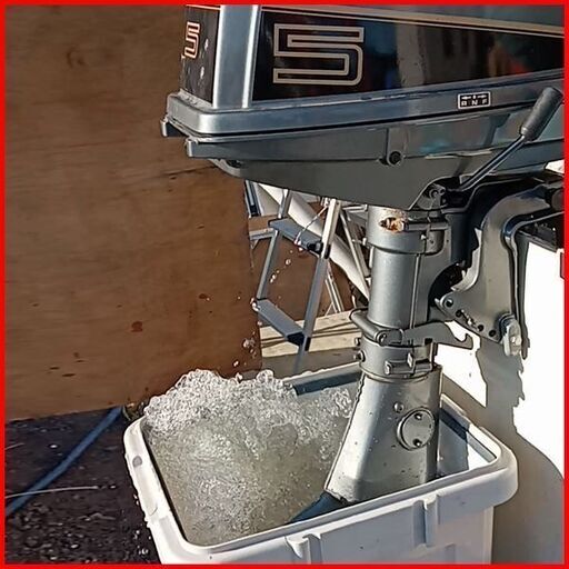 美品 SUZUKI/スズキ DT-5 2スト 5馬力船外機(5馬力唯一