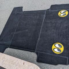 100系ハイエース用ムーンアイズカスタムオーダーフロアマット全面フル