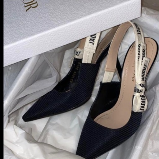 J'ADIOR スリングバックパンプス