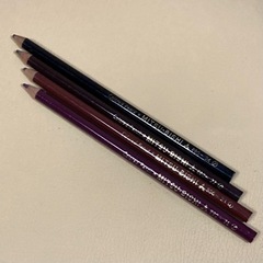 【日時限定引取】色鉛筆　４本　４色　くろ　こげちゃいろ　ちゃいろ...
