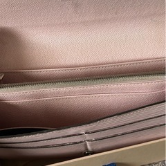 美品　ルイヴィトン エピ ポルトフォイユサラ ローズバレリーヌ長財布　ピンク