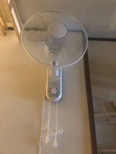 壁掛け扇風機　ZEPEAL   使用期間4ヶ月　美品✨