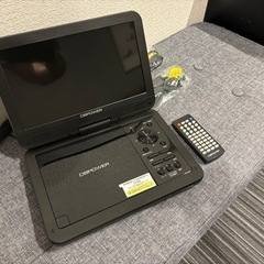 （値下げします）10.5インチポータブルDVDプレーヤー