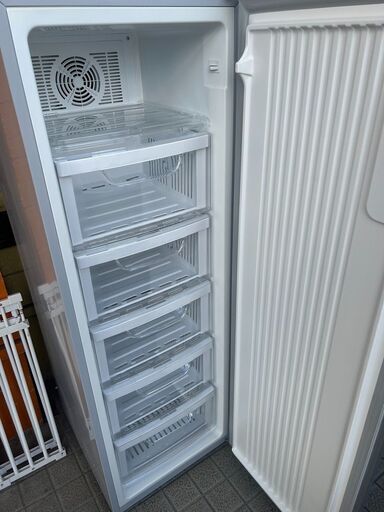 動作確認済み 2017年製 Haier 冷凍庫 JF-NUF161G 161L ❄Haier/ハイアール/161L冷凍庫/2017年式/JF-NUF161G❄❄1424❄