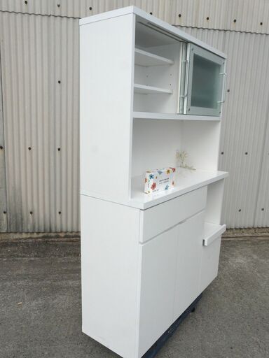 イースト キッチン収納棚