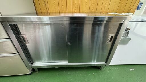 【交渉可】ステンレス製 収納付き.作業台.厨房機器・業務用