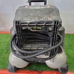 マキタ エアコンプレッサー AC461XLK 【野田愛宕店】【店頭取引限定】【ジャンク】管理番号：ITA4SE8A6T9O マキタ エアコンプレッサー AC461XLK 【野田愛宕店】【店頭取引限定