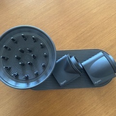 ダイソン ドライヤー(ピンク)HD01