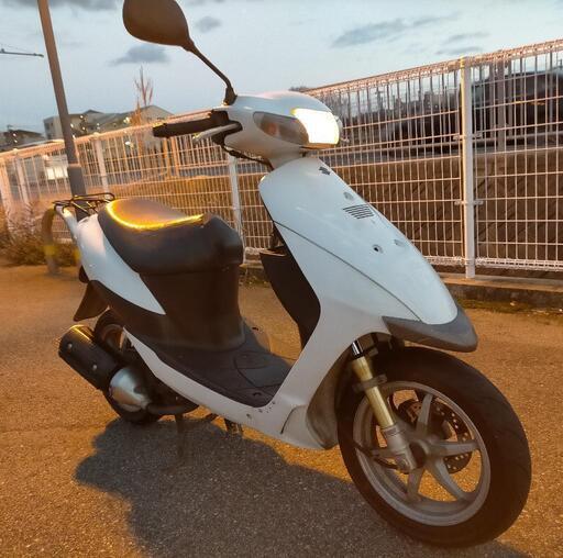 最終値下げ済 SUZUKI  ZZ  CA1PD カッコイイです。加速感！50cc 原付 バッテリー新品  すぐ乗れます。写真より見た目良いです。