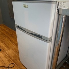 2016年式　冷蔵庫