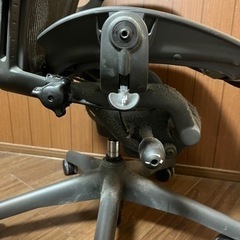 欠損のため取引中止)ハーマンミラー社　アーロンチェア　Bタイプ　クラシック　フル装備　ポスチャータイプ