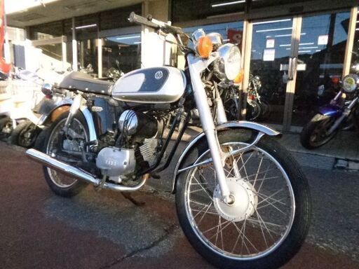 NO.4898　ＹＢ－１　２サイクルエンジン　クラッチ付４速ミッション車　シルバー＆ブラック　☆彡