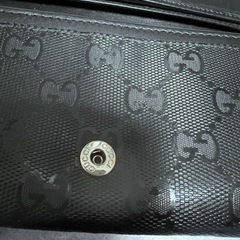 値下げ中ですGUCCI 長財布　チャック開閉スムーズ