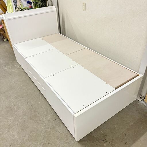 15845   大容量収納付きチェストシングルフレーム   ◆大阪市内・東大阪市他 5,000円以上ご購入で無料配達いたします！◆ ※京都・高槻・枚方方面◆神戸・西宮・尼崎方面◆奈良方面、大阪南部方面　それぞれ条件付き無料配送あり！