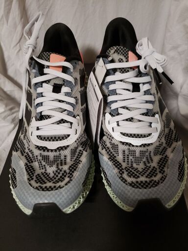 【受け渡し者確定】【未使用】adidas 4D　スニーカー