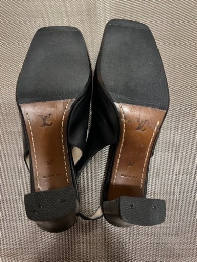【最終価格】Louis Vuitton ルイ・ヴィトン パンプス サイズ37 ヒール約7.5cm 最終価格】Louis Vuitton ルイ・ヴィトン パンプス サイズ37 ヒール約
