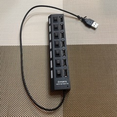 新品　USBハブ充電