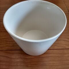 陶器製の鉢
