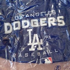 新品  未使用  LA  ドジャース  パーカー