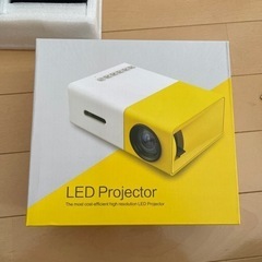 LED projector プロジェクター