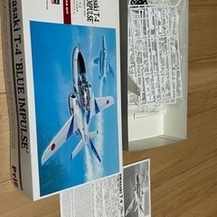 プラモデル　T-4 ブルーインパルス　1:48