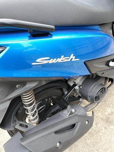 スズキ　swish 125cc　SUZUKI　リアボックス